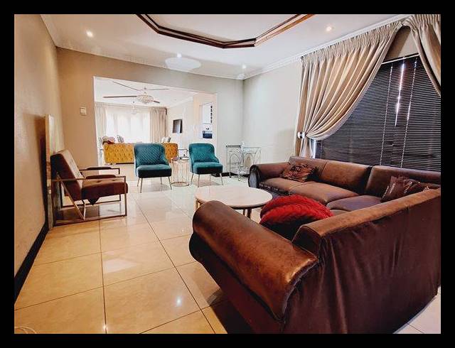 3 BEDROOM HOUSE FOR SALE IN BIRCH ACRES